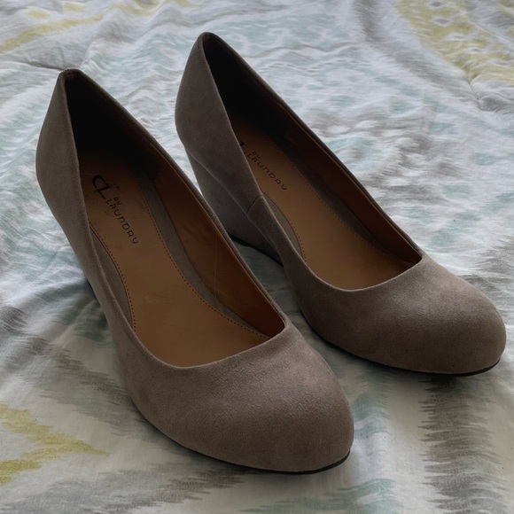 💕 NEW Chinese Laundry Tan/Light Brown Wedges, Autumn Favorite 🍂🍃 - Picture 4 of 6